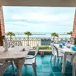 Appartement Duplex Emirati Fronte Mare Rif A781