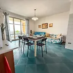 Appartement Duplex Emirati Fronte Mare Rif A781 *