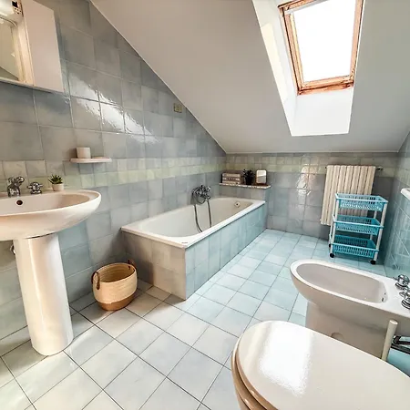 Duplex Emirati Fronte Mare Rif A781 *