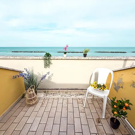 Duplex Emirati Fronte Mare Rif A781 Apartamento