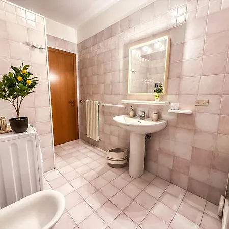 Duplex Emirati Fronte Mare Rif A781 Apartamento